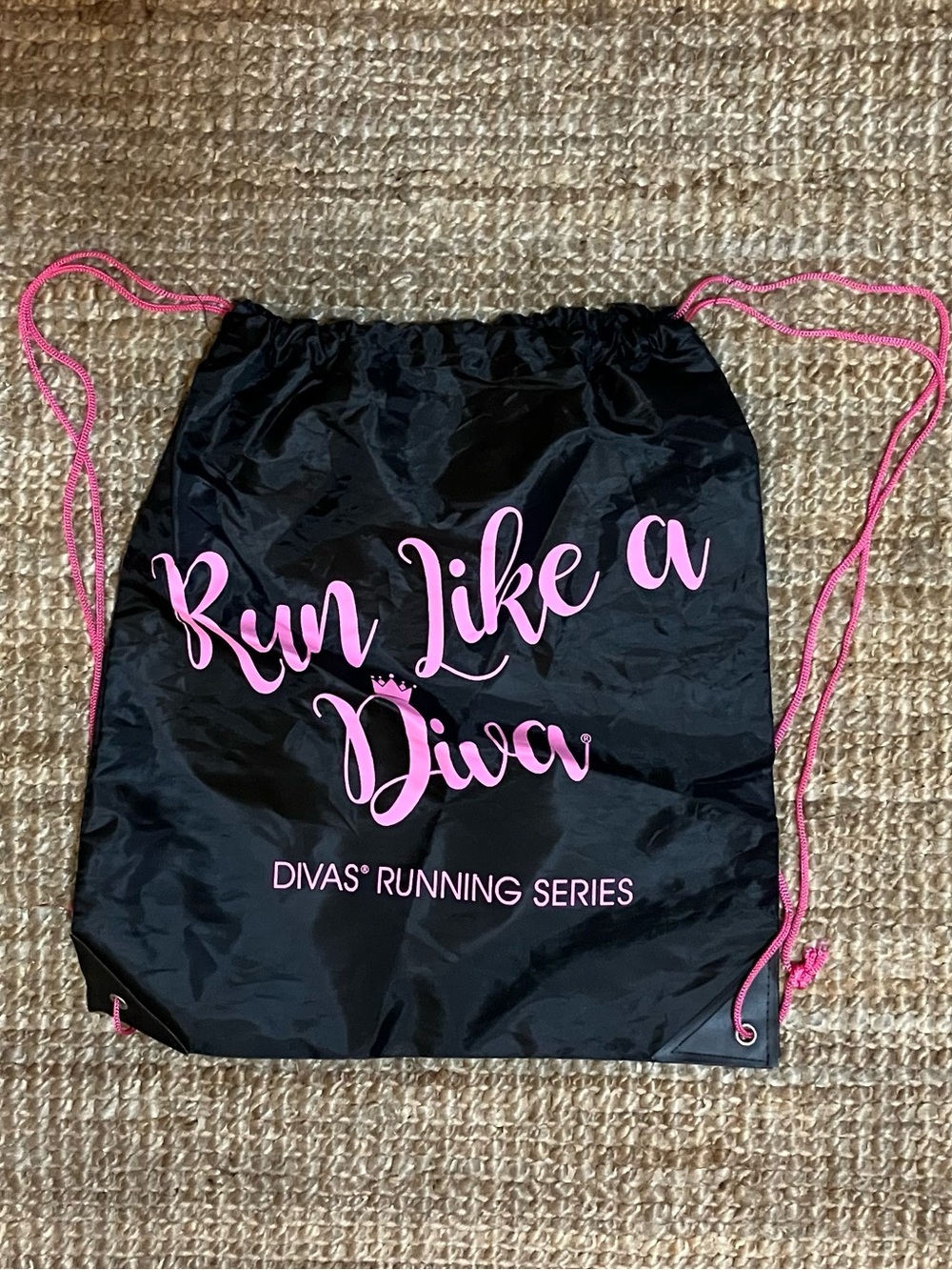 Divas Running Series Drawstring Backpack Bag